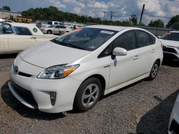  Salvage Toyota Prius