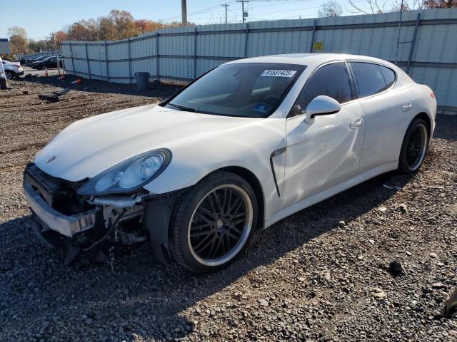  Salvage Porsche Panamera