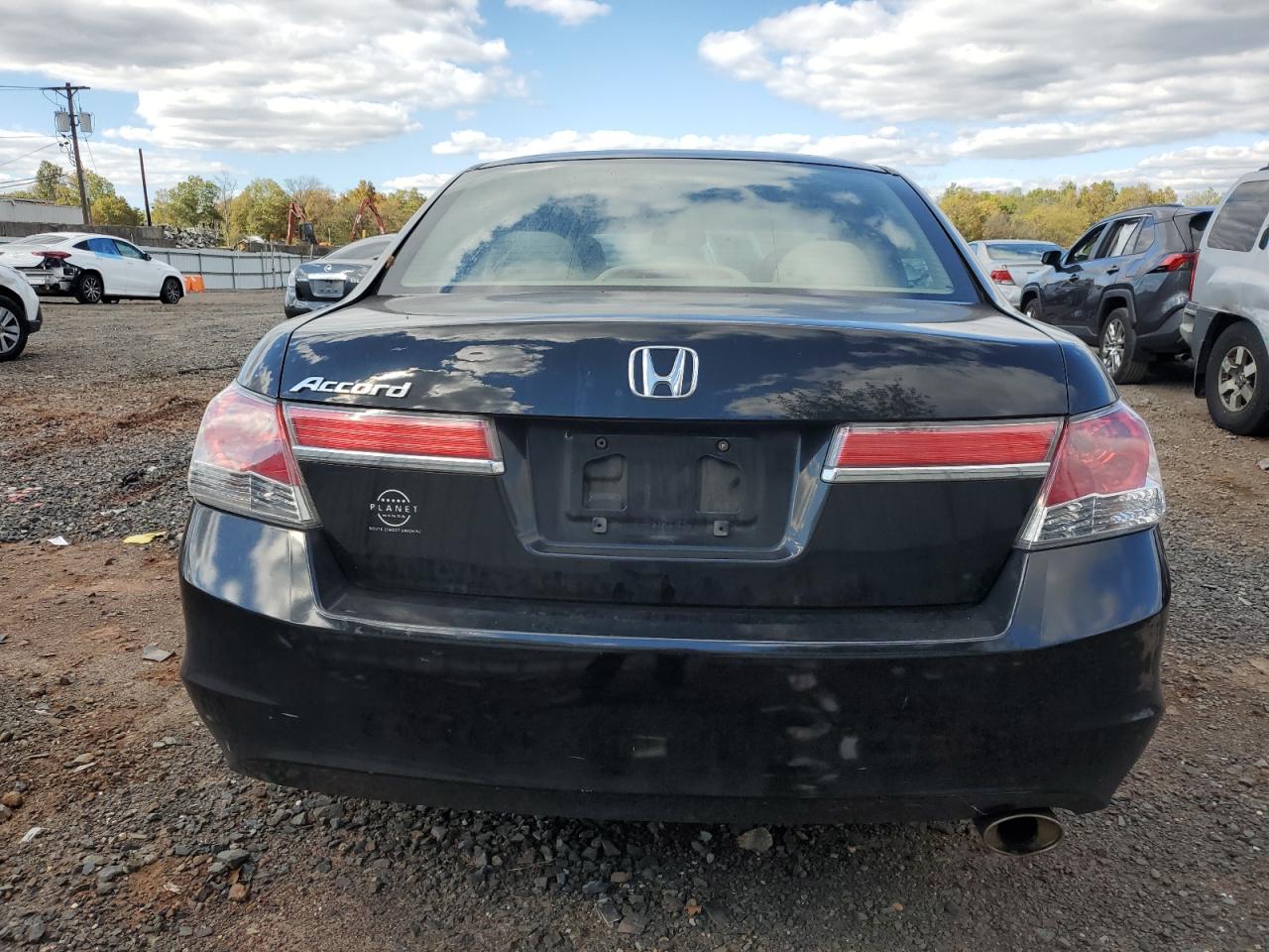 Honda Accord Lx Image 8