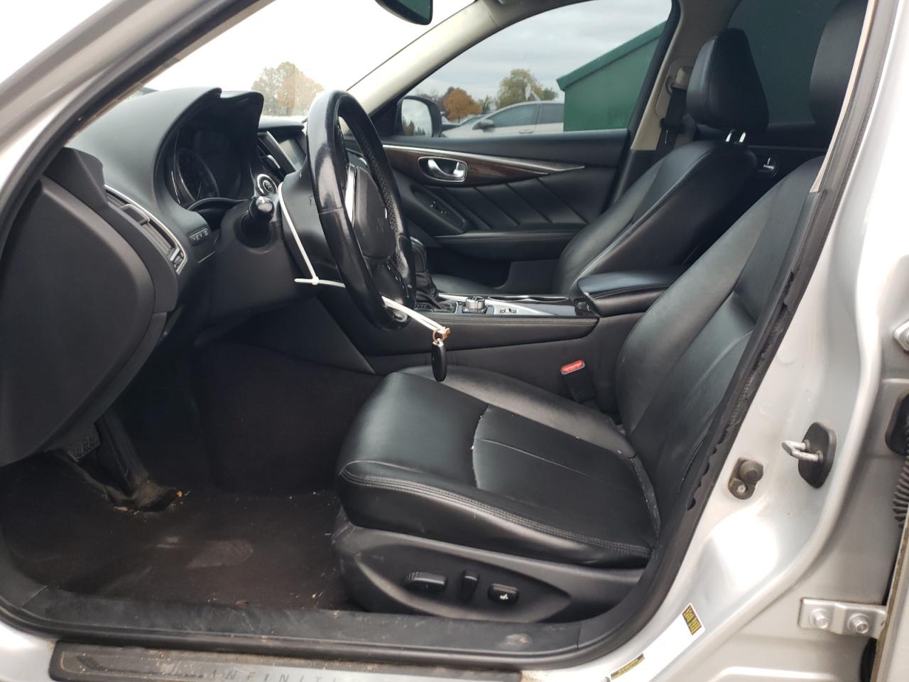 INFINITI Q50 Luxe Image 9