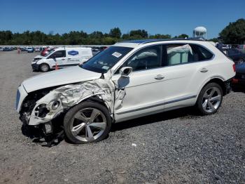  Salvage Bentley Bentayga