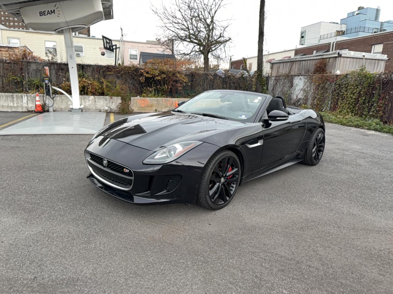 Jaguar F-TYPE V8 S Image 6