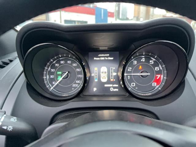 Jaguar F-TYPE V8 S Image 13