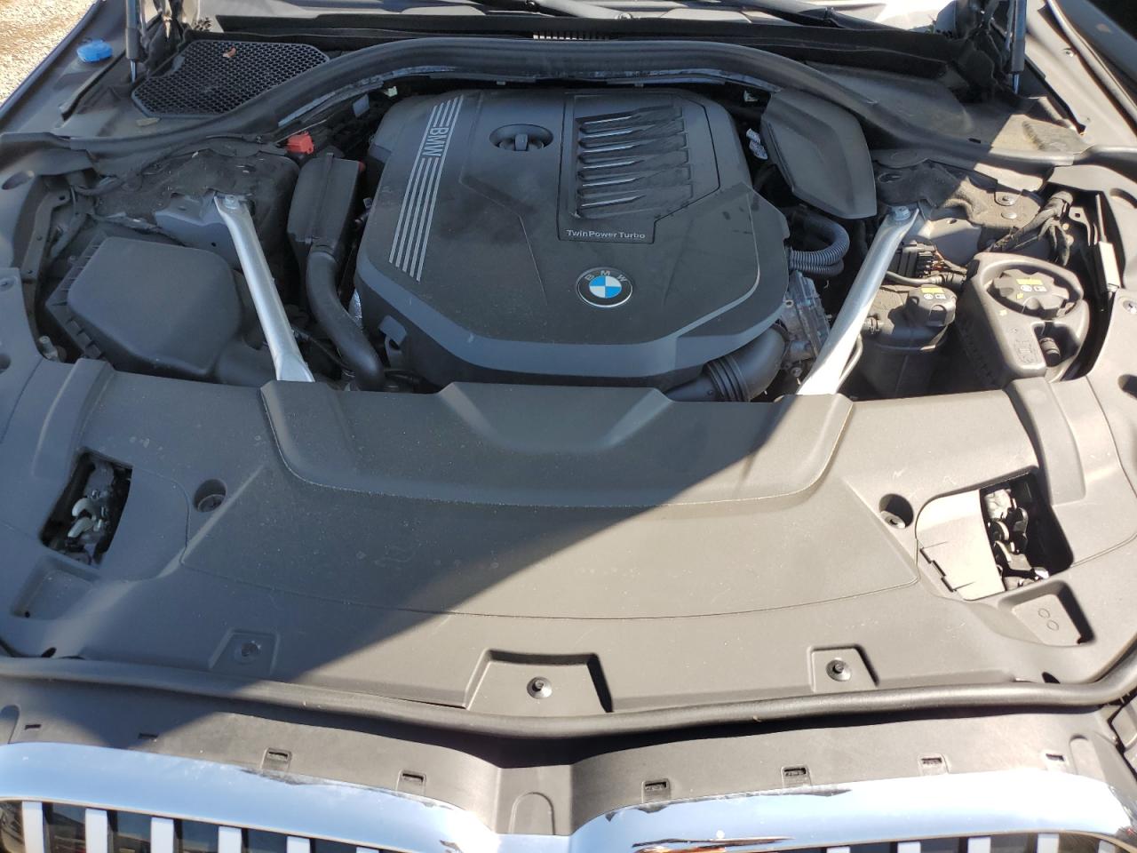 BMW 7 Series Xi Image 10