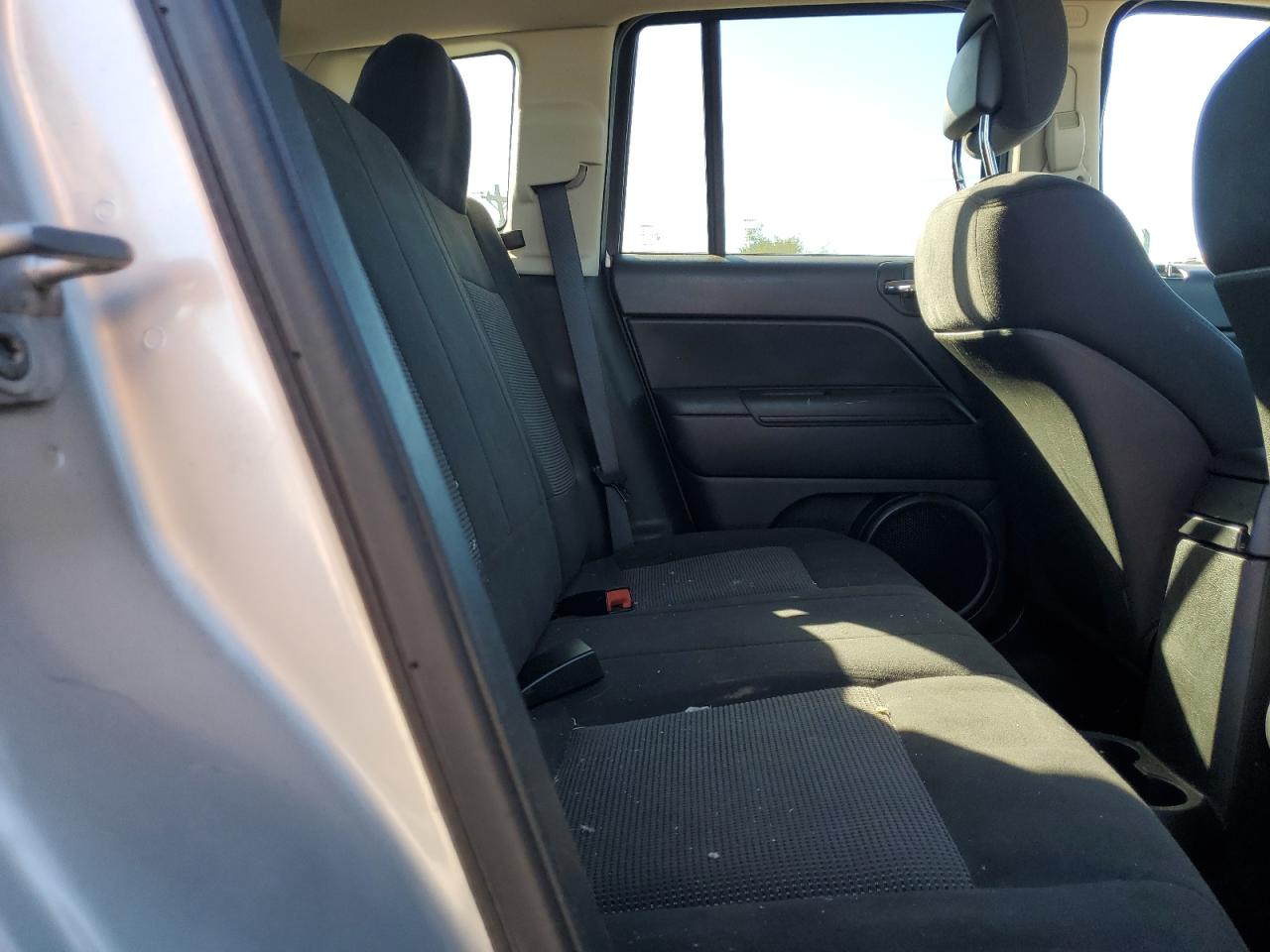 Jeep Compass Sport Image 5