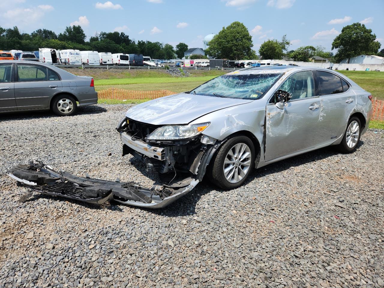 Lexus Es 300h Image 1