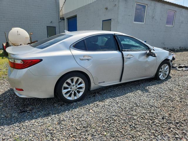 Lexus Es 300h Image 11