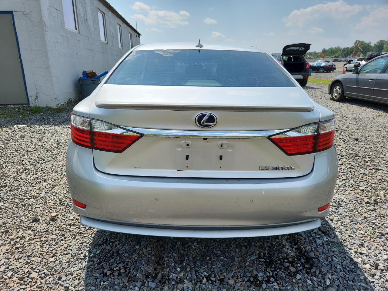 Lexus Es 300h Image 7