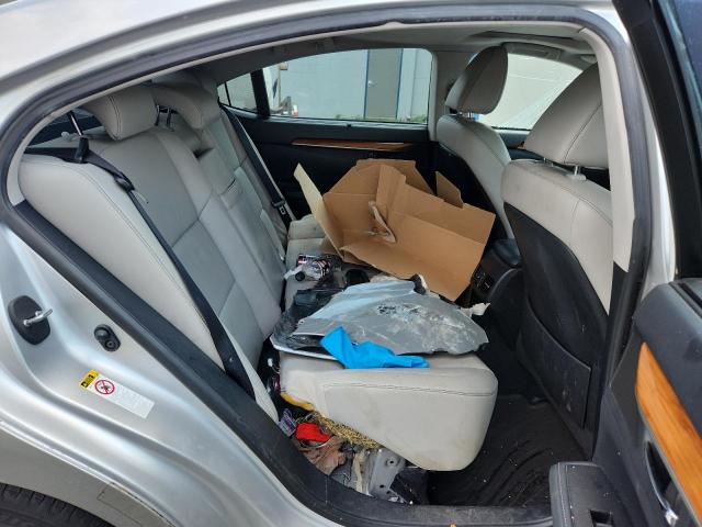 Lexus Es 300h Image 8