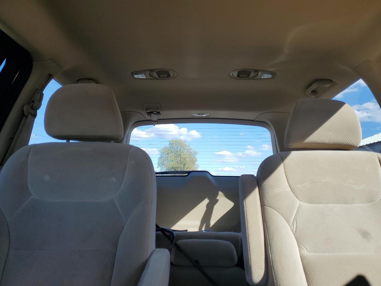 Honda Odyssey Lx Image 11