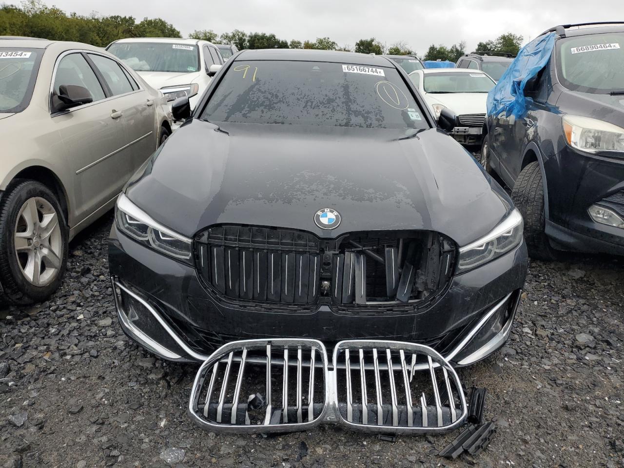 BMW 7 Series Image 8