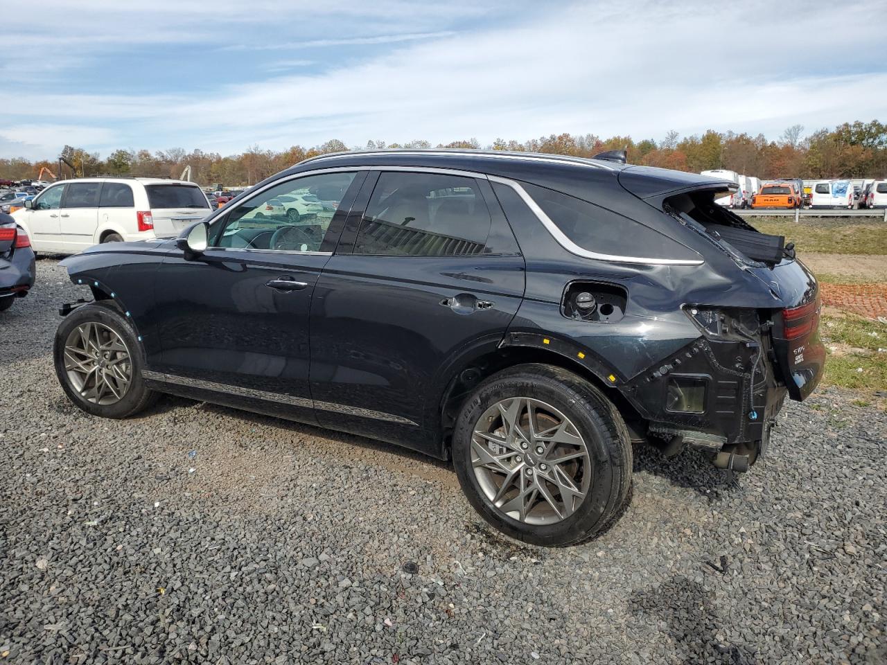 Genesis Gv70 Base Base Image 3