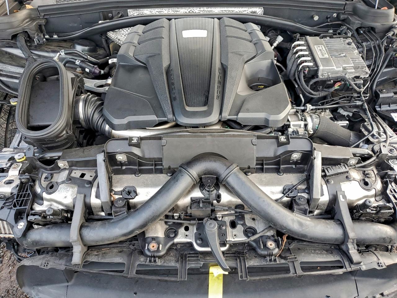 Porsche Macan Gts Image 12