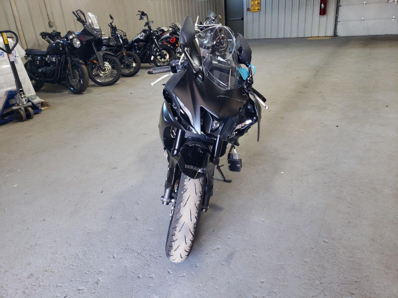 Yamaha Yzfr7 Image 9