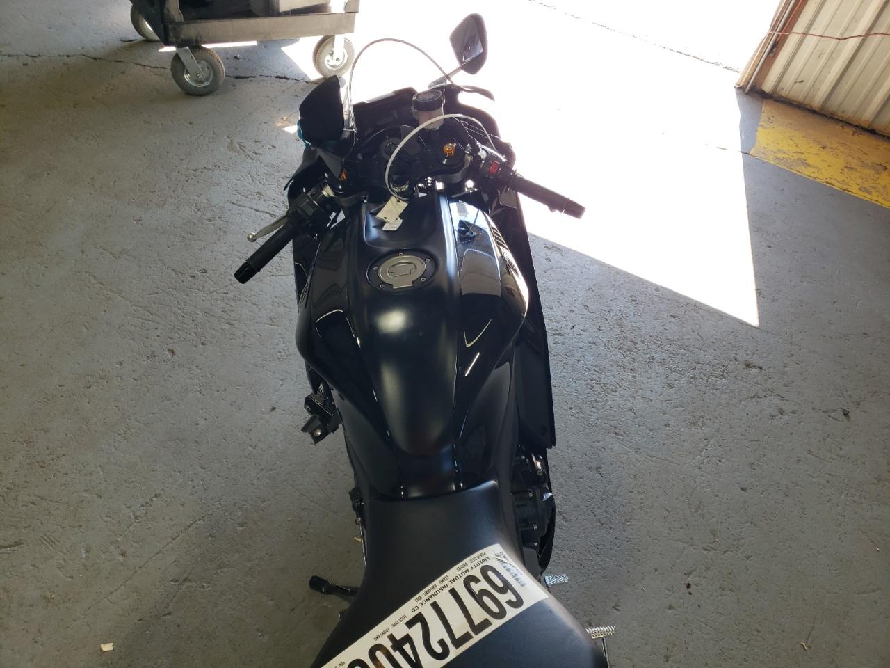 Yamaha Yzfr7 Image 6