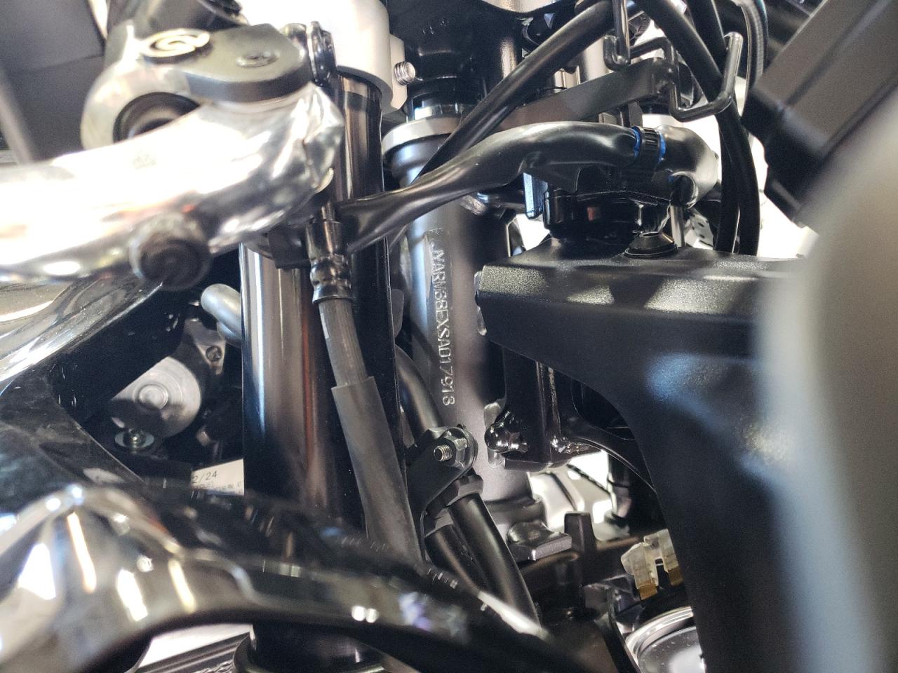 Yamaha Yzfr7 Image 7