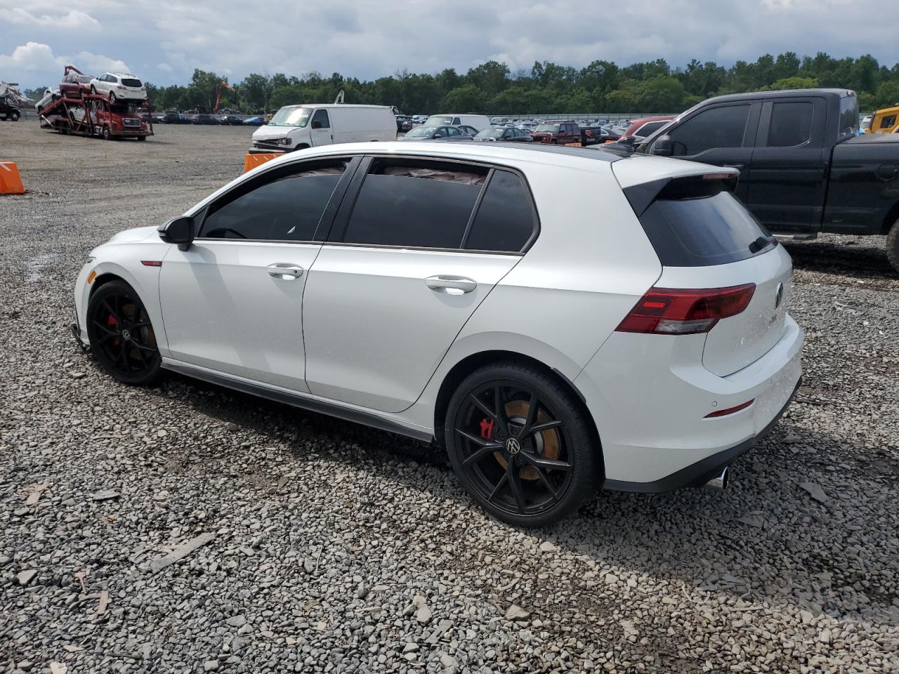 Volkswagen GTI Se Image 5