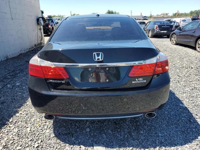 Honda Accord Touring Image 8