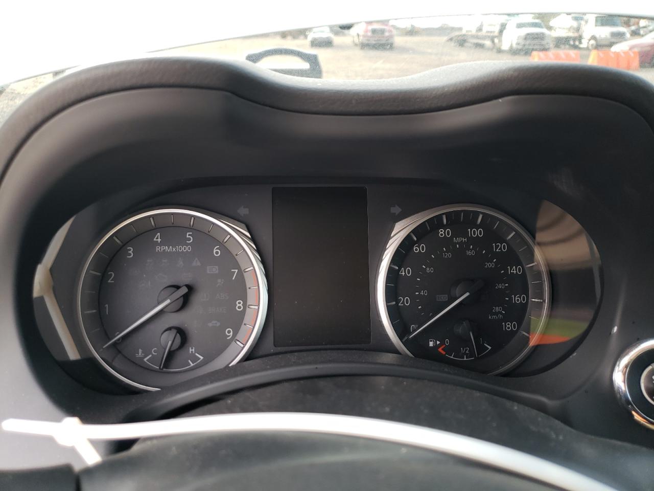 INFINITI Q50 Luxe Image 4