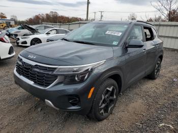  Salvage Kia Seltos