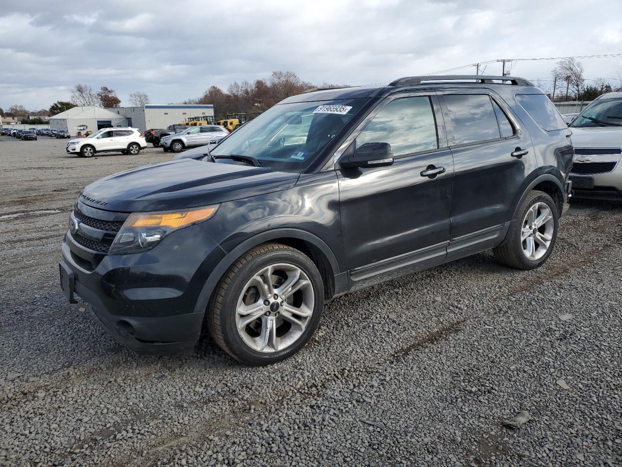 Ford Explorer Sport Image 1