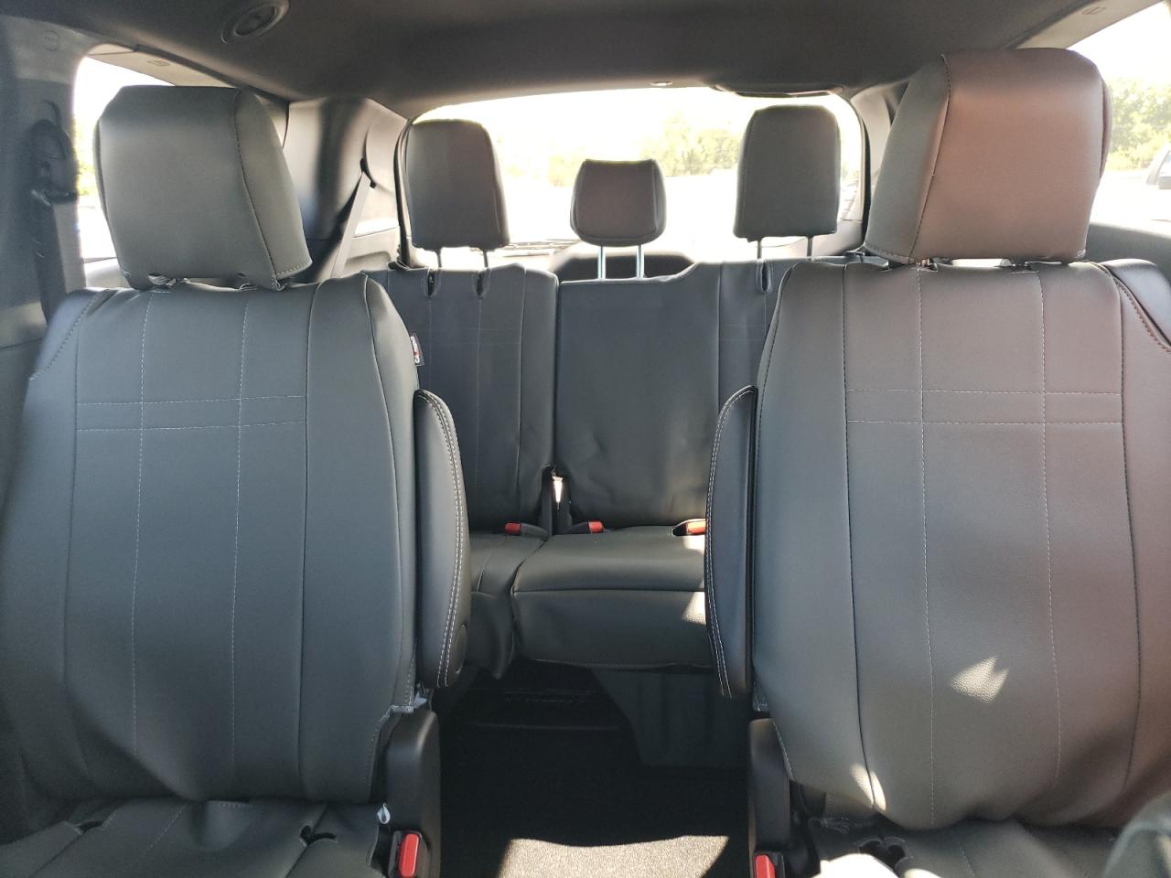 Chrysler Minivan Lx Image 14