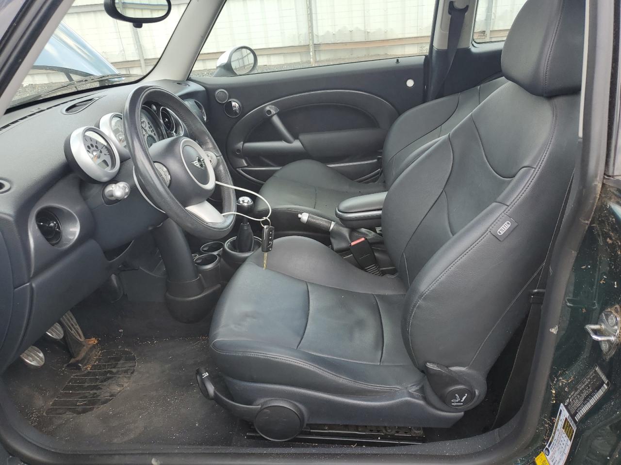 MINI Cooper S Image 6