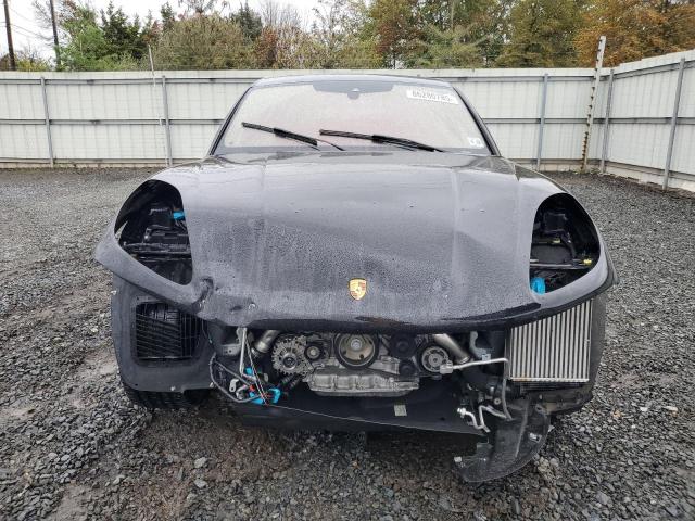 Porsche Macan Gts Image 2