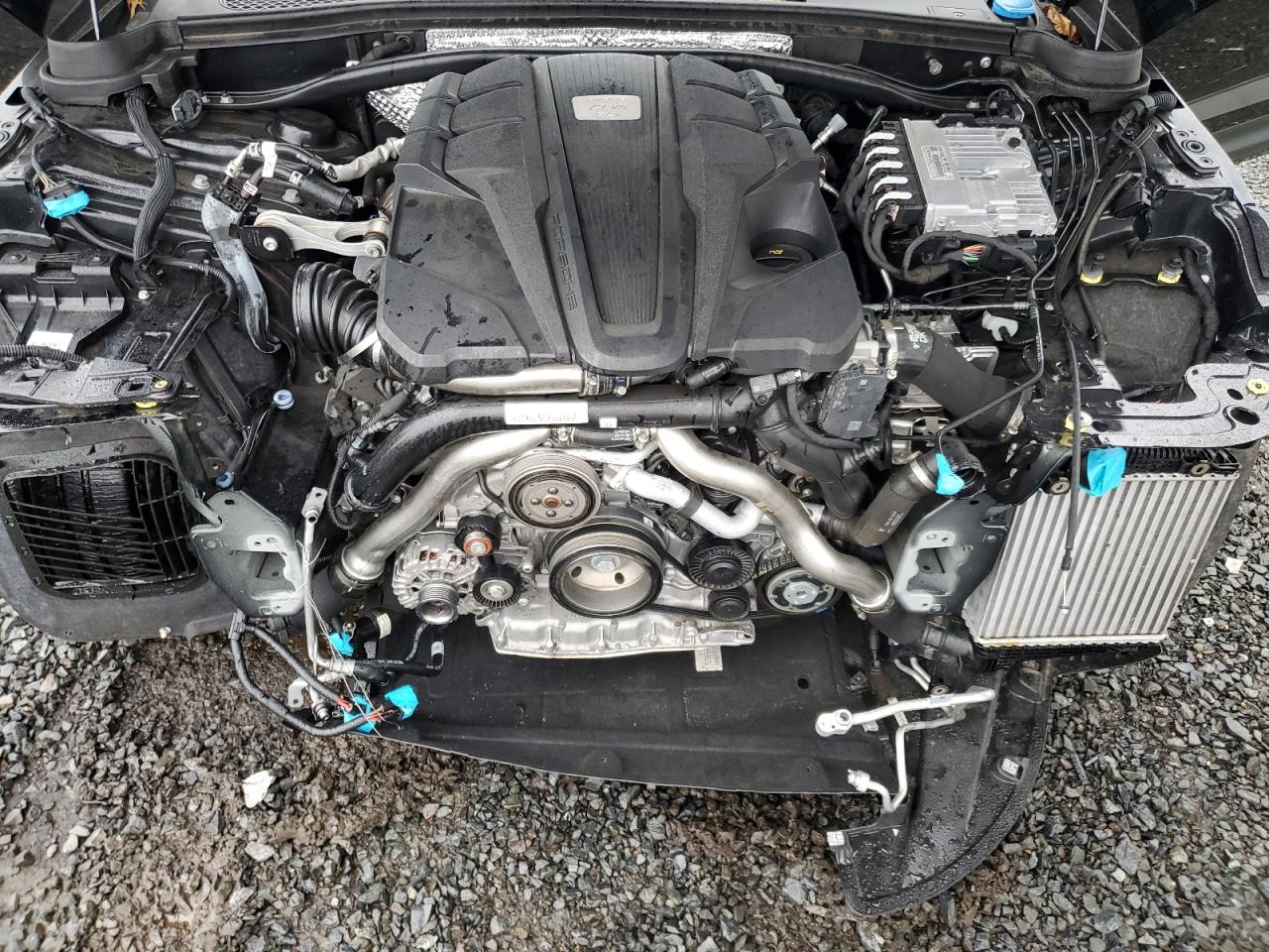 Porsche Macan Gts Image 9