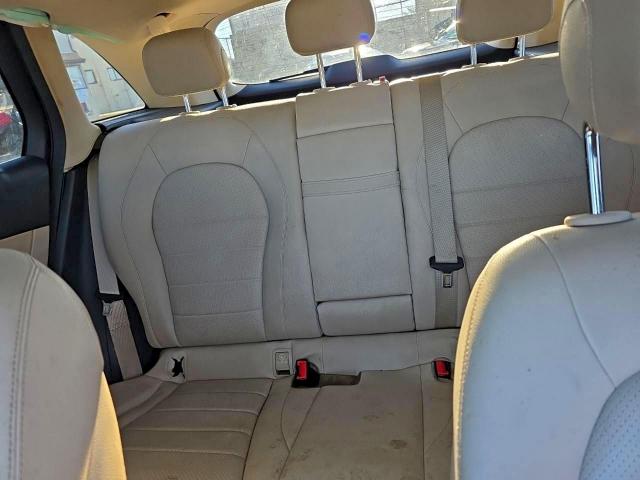 Mercedes-Benz GLC 300 4matic Image 11