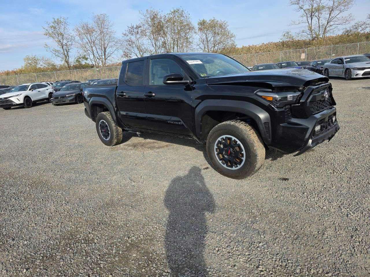 Toyota Tacoma Double Cab Image 4