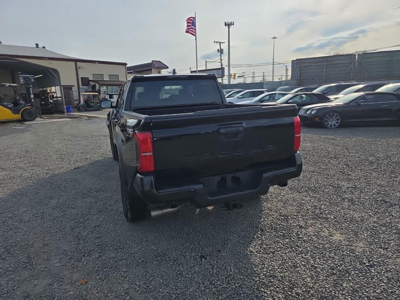 Toyota Tacoma Double Cab Image 10