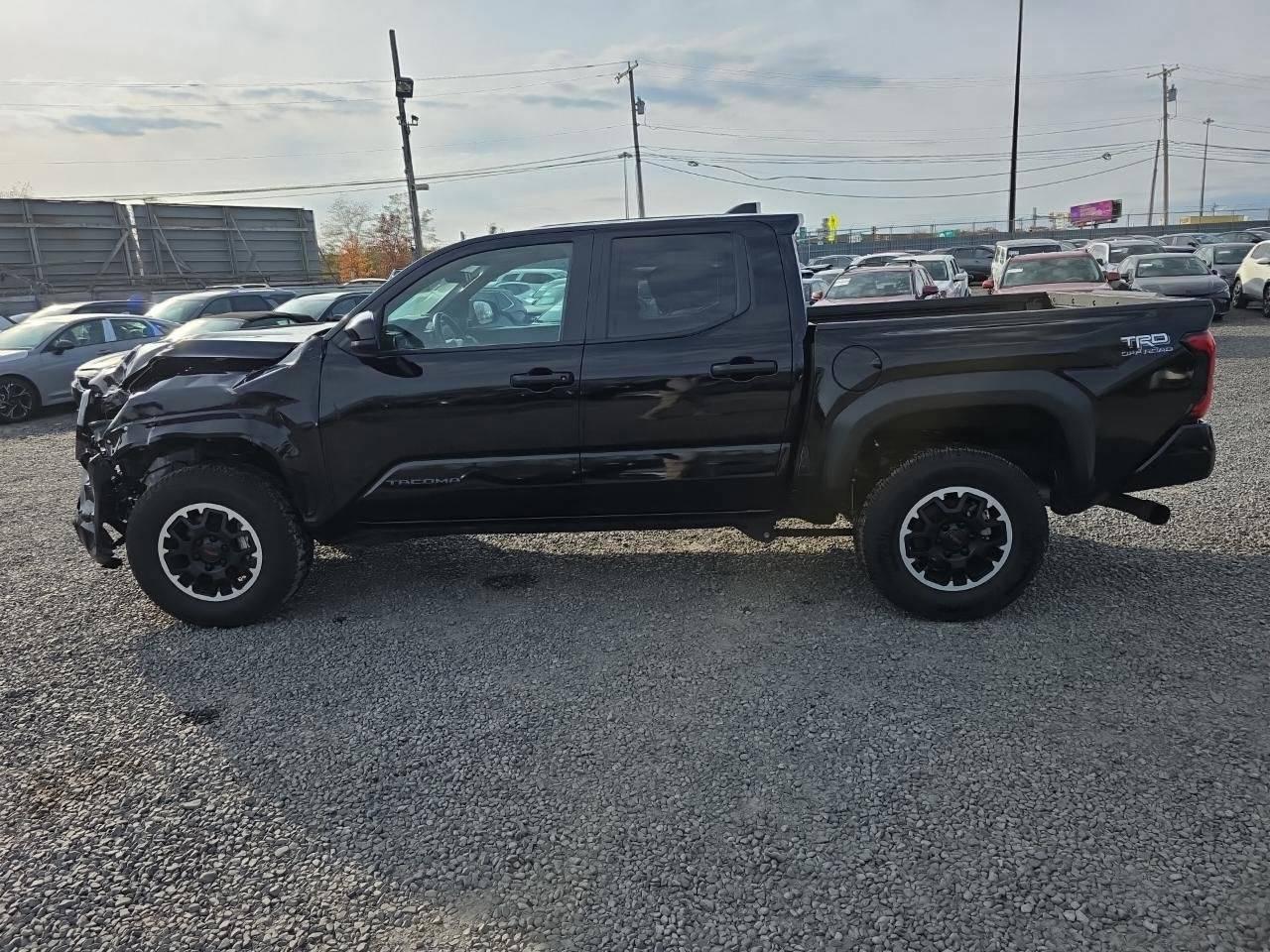 Toyota Tacoma Double Cab Image 15