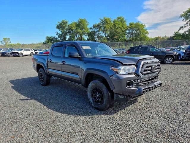 Toyota Tacoma Double Cab Image 13