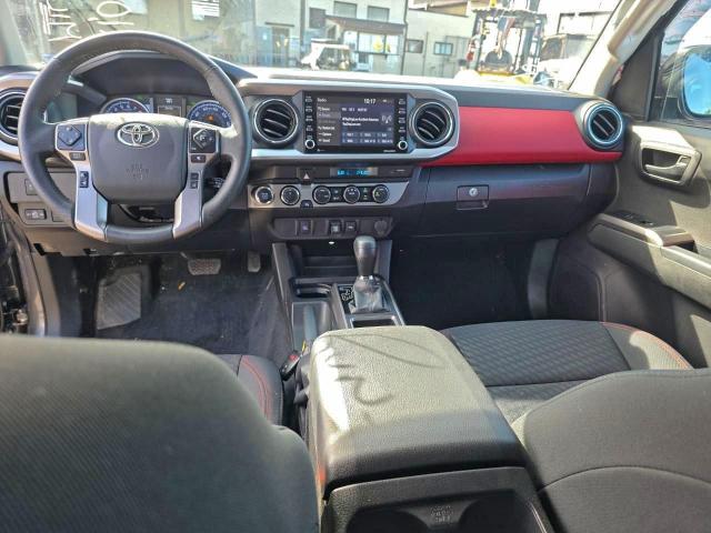 Toyota Tacoma Double Cab Image 7