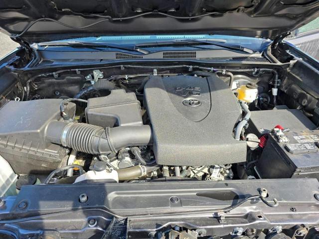 Toyota Tacoma Double Cab Image 12