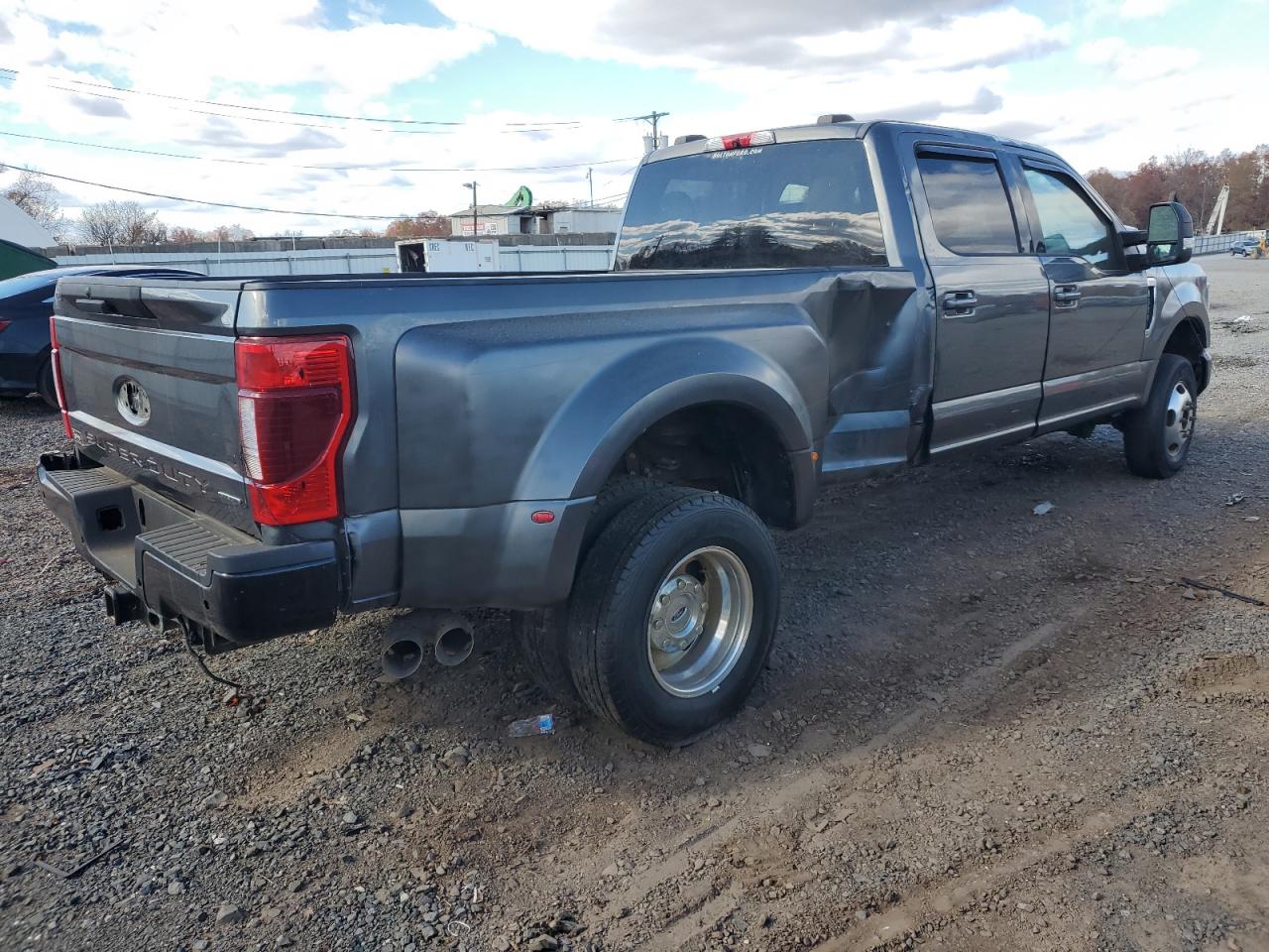 Ford F-350 Super Duty Image 3