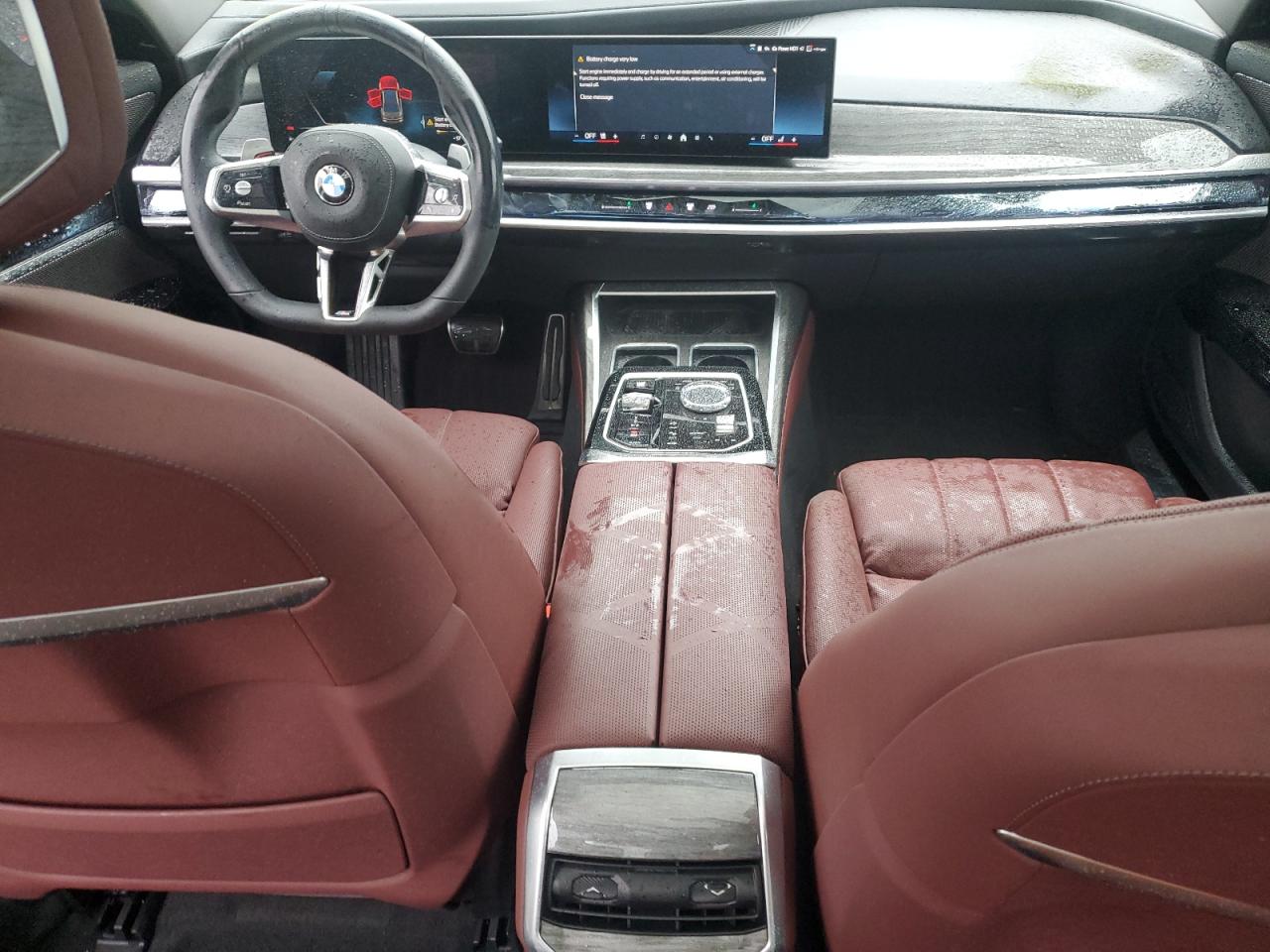 BMW 7 Series Xi Image 6