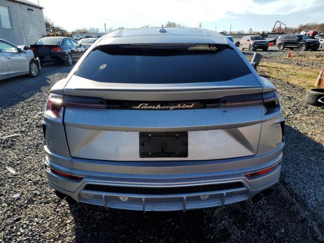 Lamborghini Urus Image 2