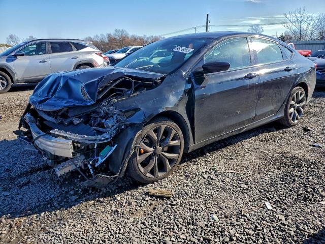  Salvage Chrysler 200