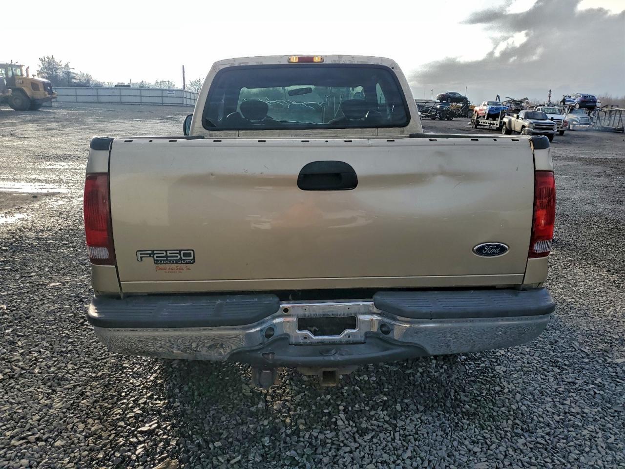 Ford F-250 Super Duty Image 10