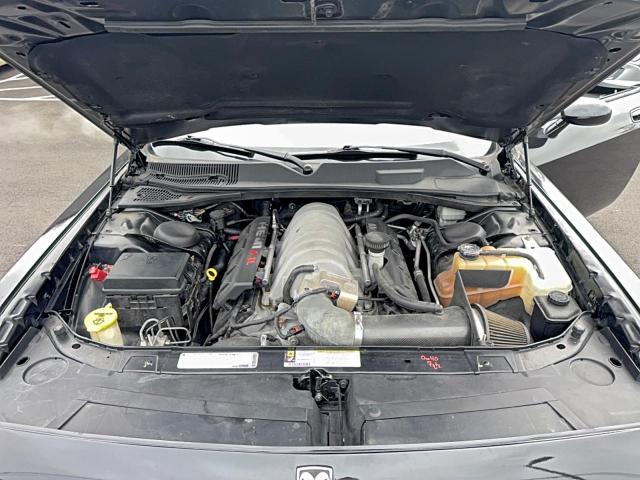 Dodge Challenger Srt-8 Image 10