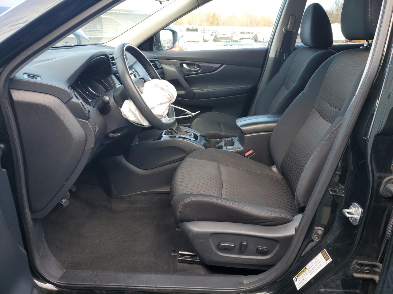 Nissan Rogue S Image 12