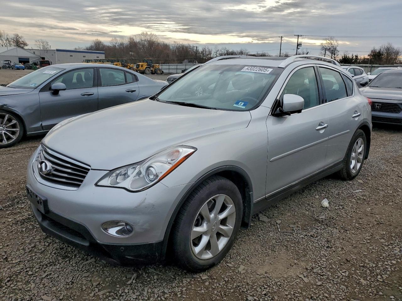 INFINITI Ex Base Image 1