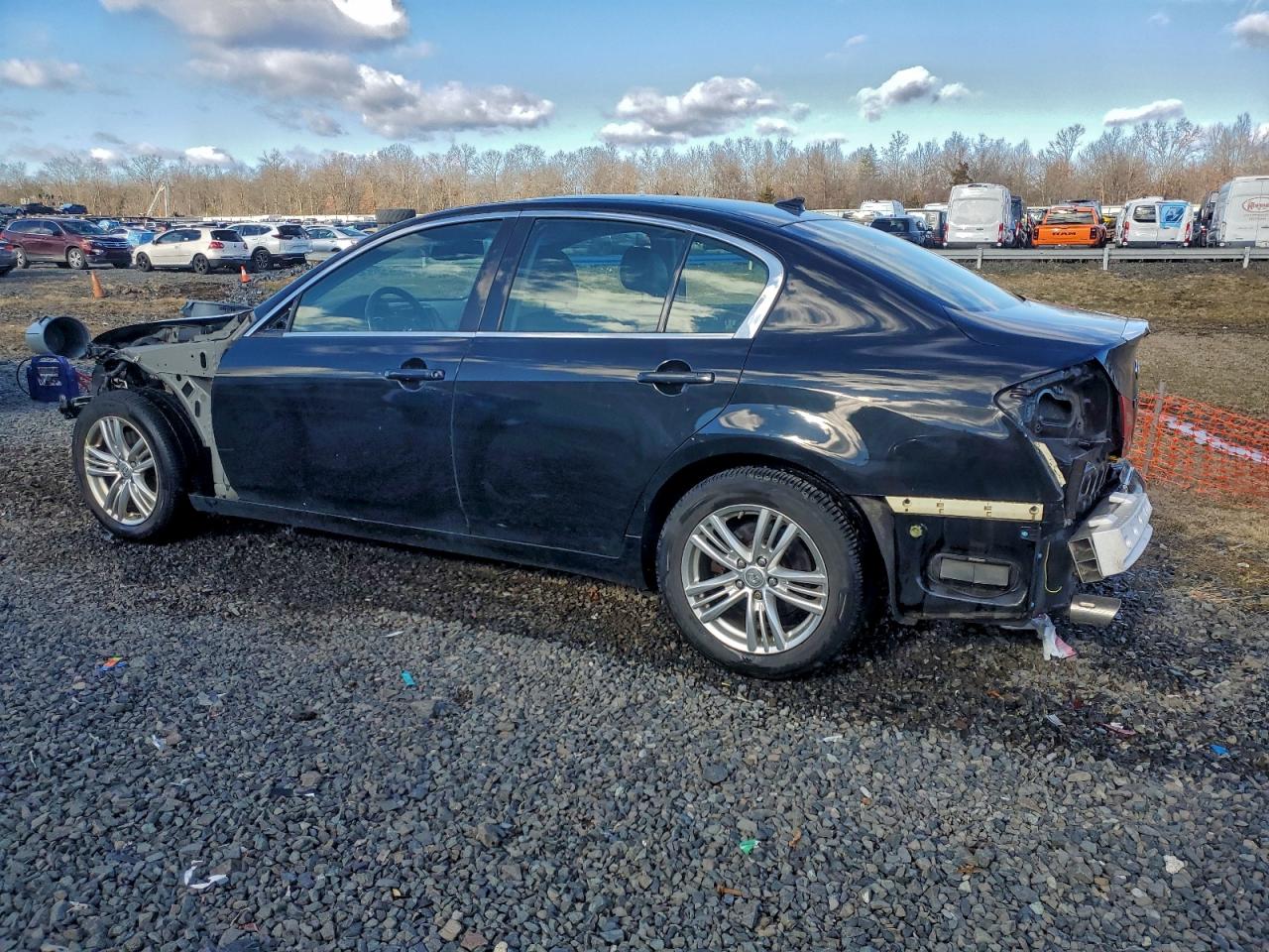 INFINITI G37 Image 4