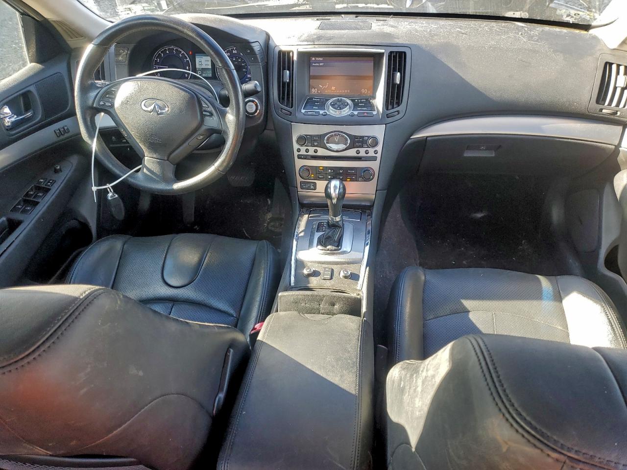 INFINITI G37 Image 12