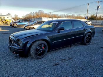  Salvage Chrysler 300