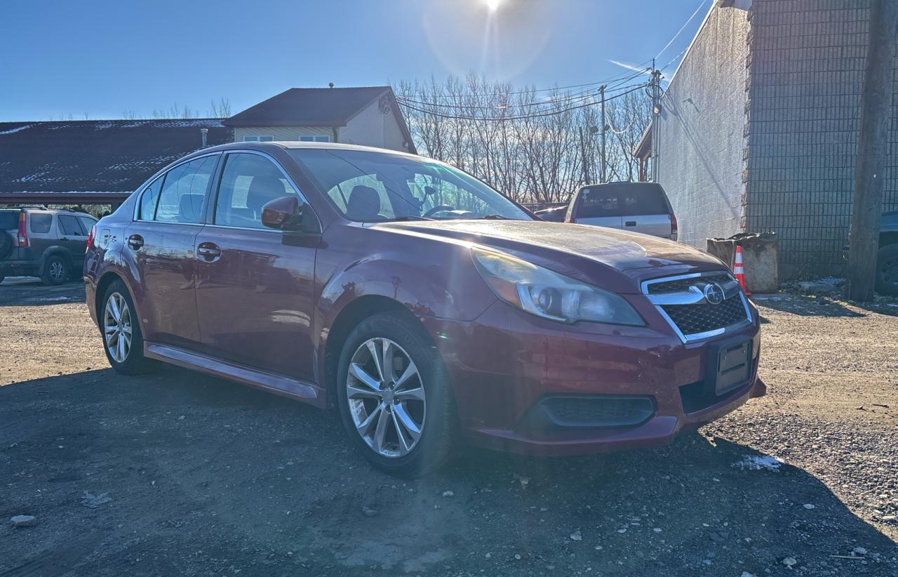 Subaru Legacy 2.5i Premium Image 1
