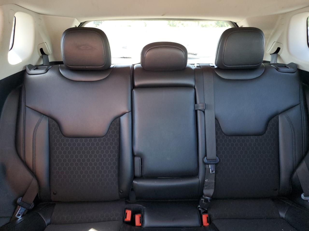 Jeep Compass Latitude Image 8