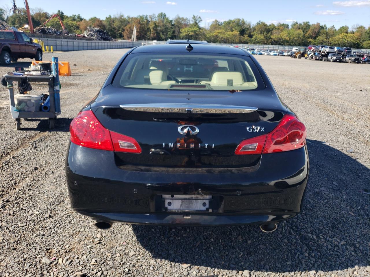 INFINITI G37 Image 5